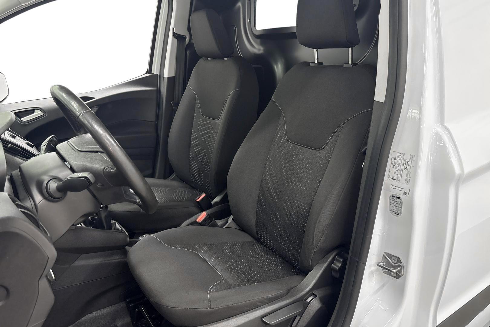 Ford Transit Courier 2023