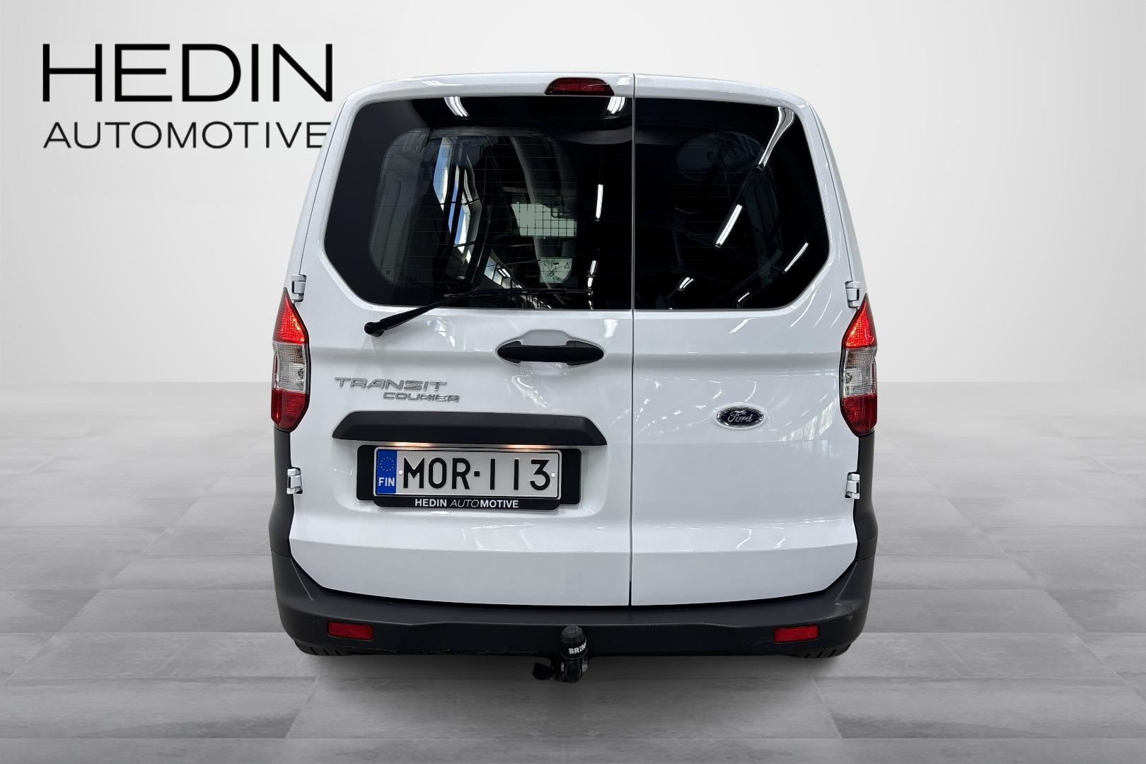 Ford Transit Courier 2023