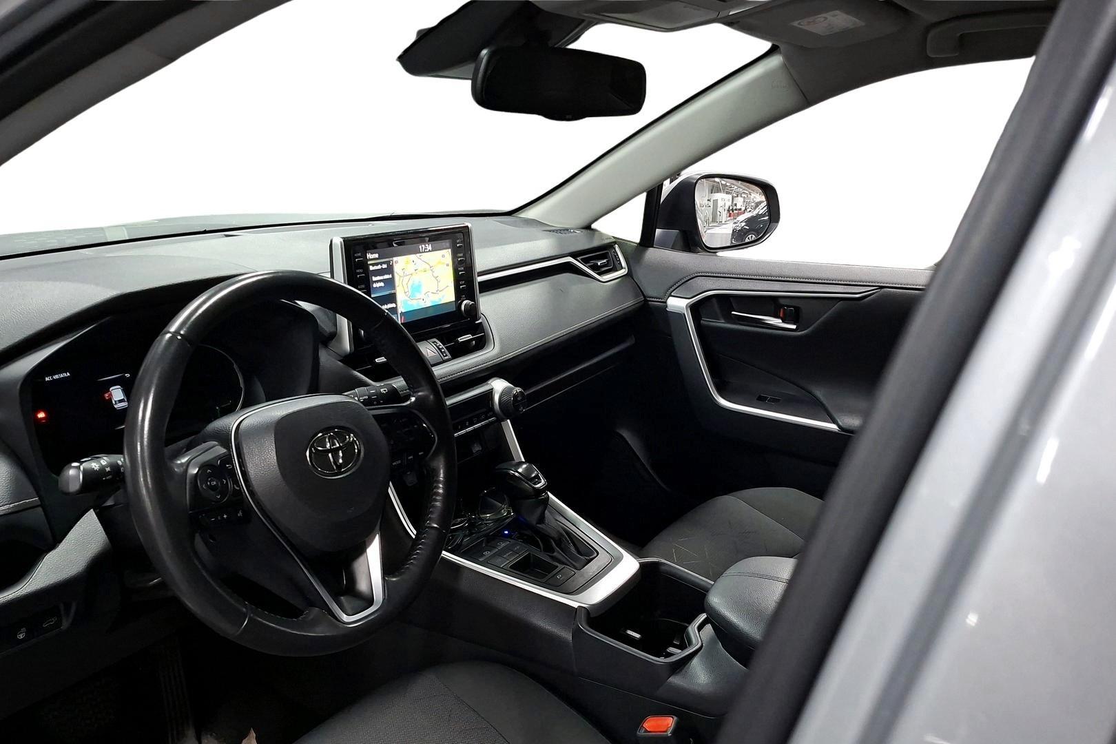 TOYOTA RAV4 2022