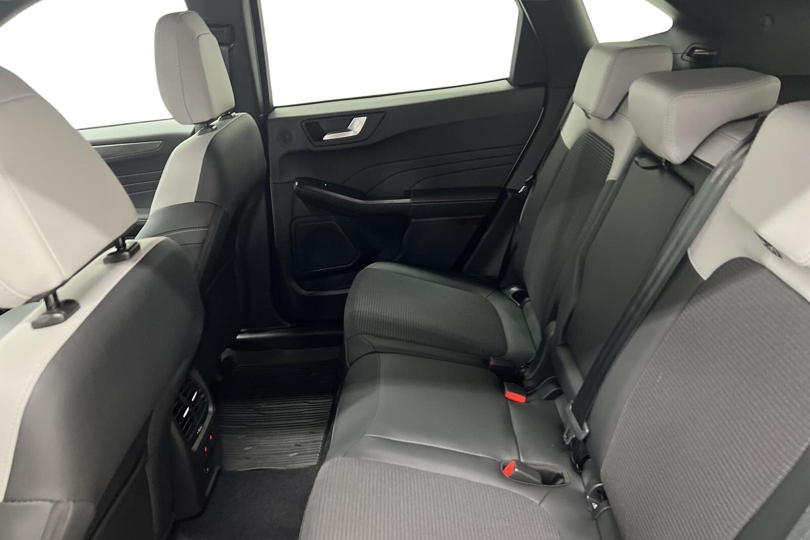 FORD Kuga 2026