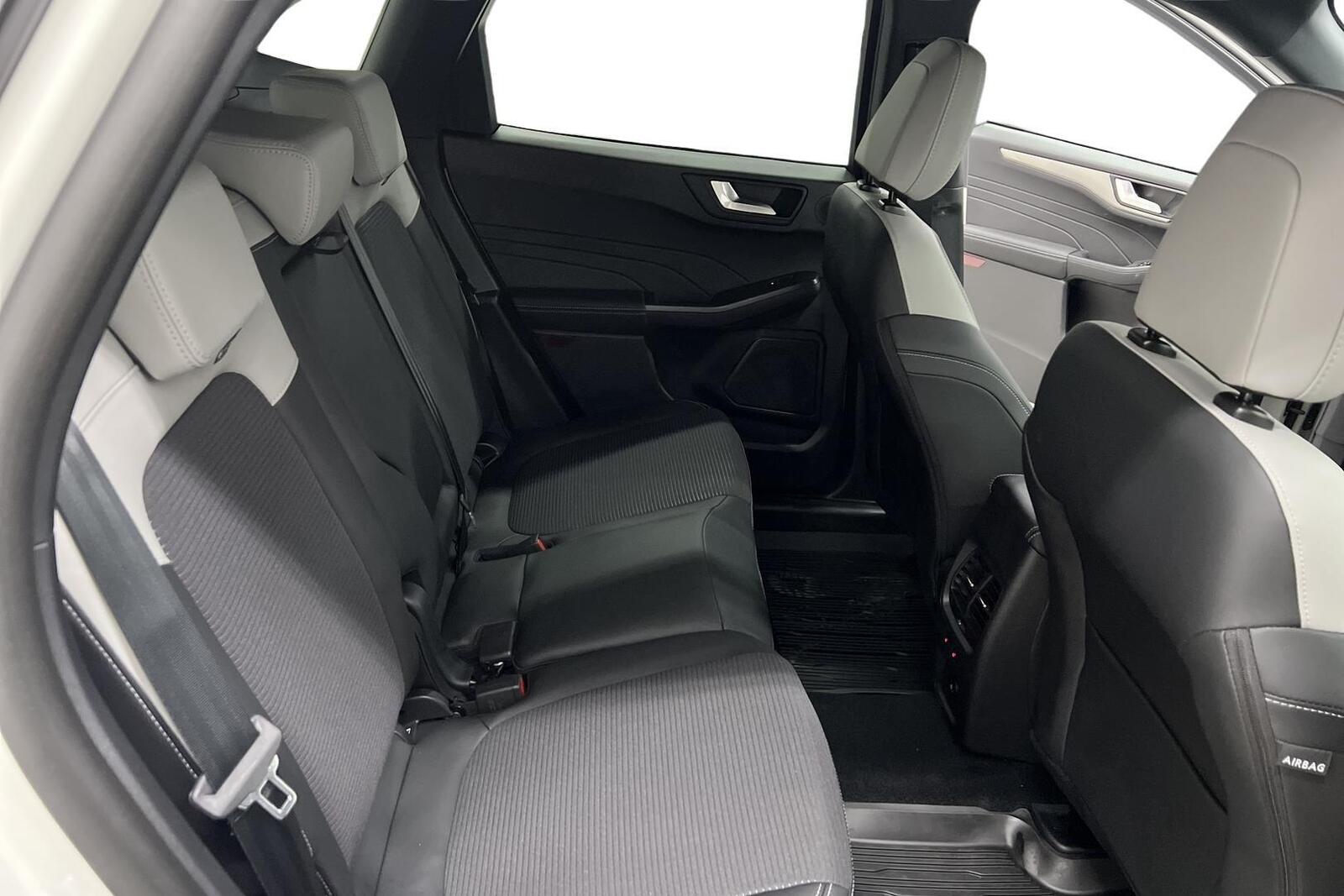 FORD Kuga 2026