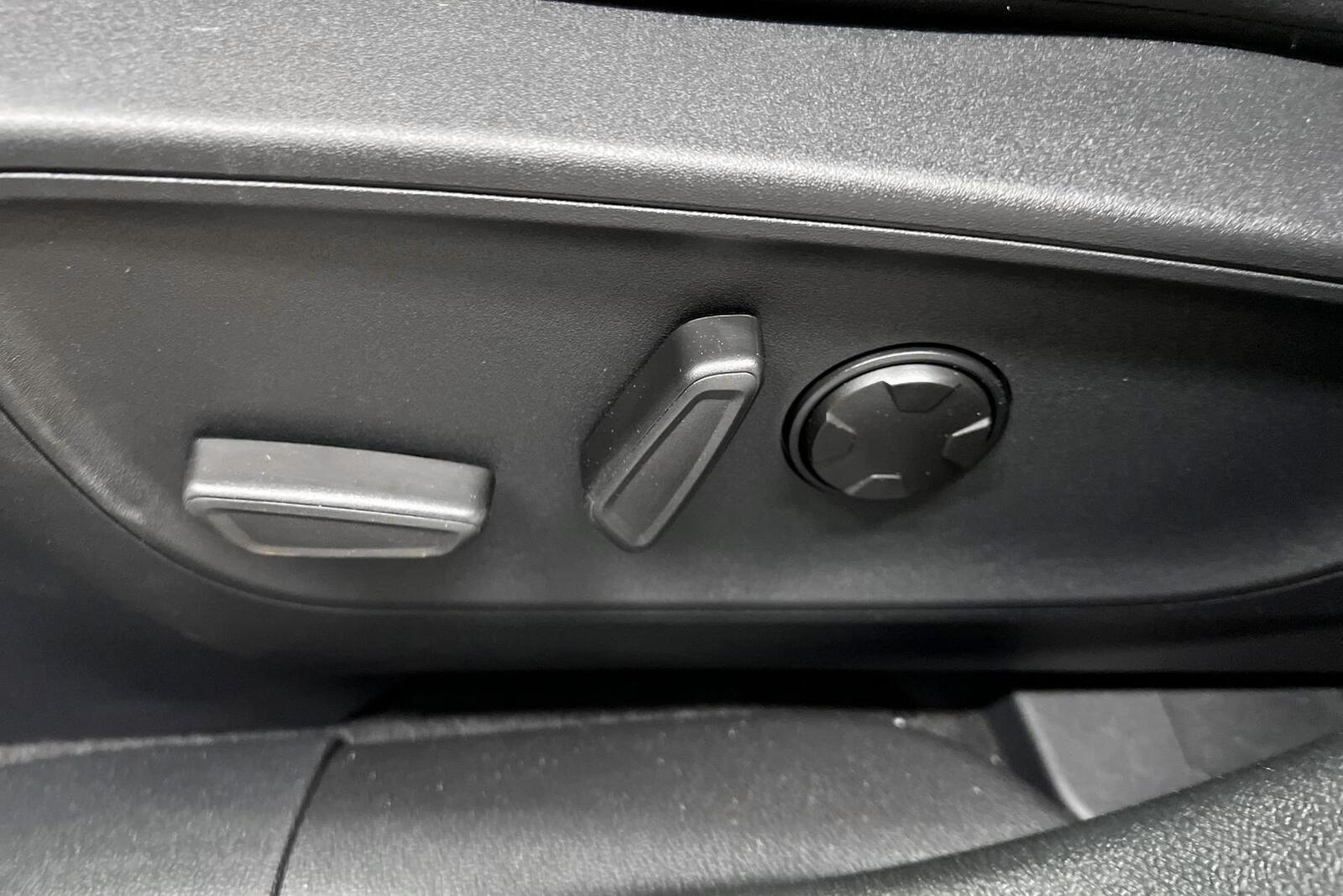 FORD Kuga 2026