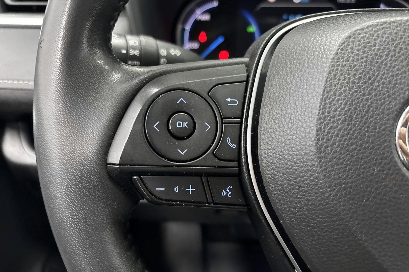 TOYOTA RAV4 2021