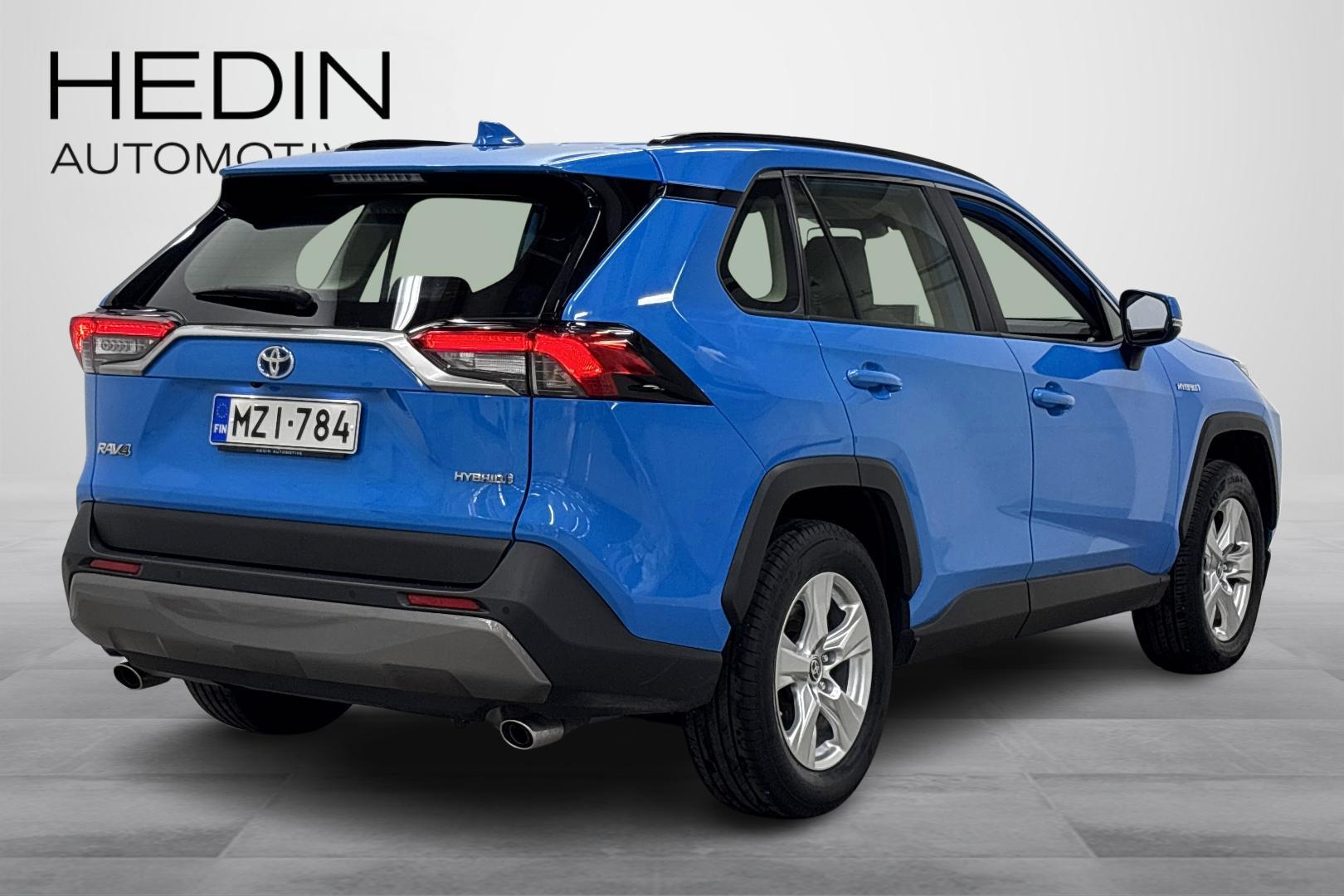 TOYOTA RAV4 2021