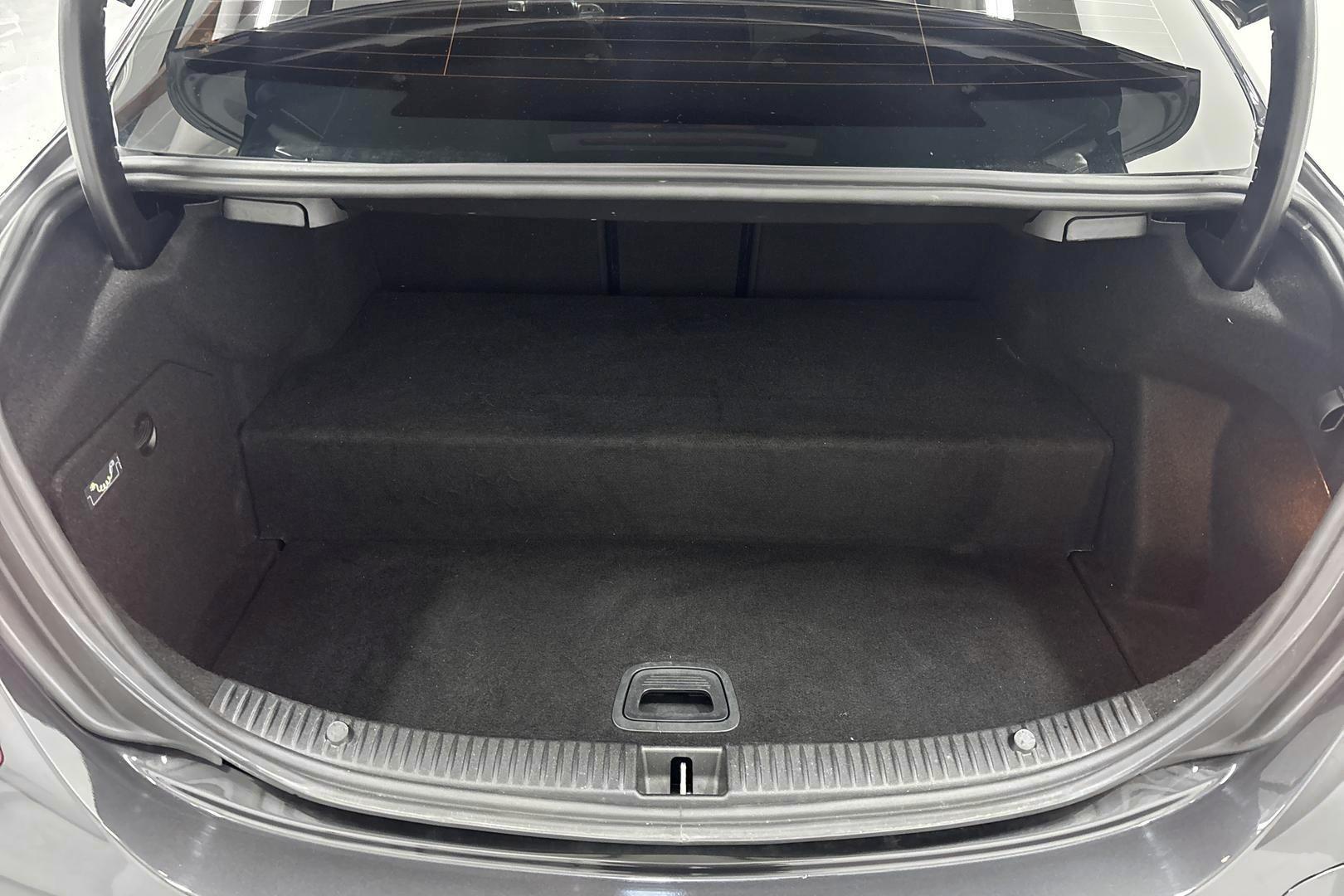 MERCEDES-BENZ C 2020