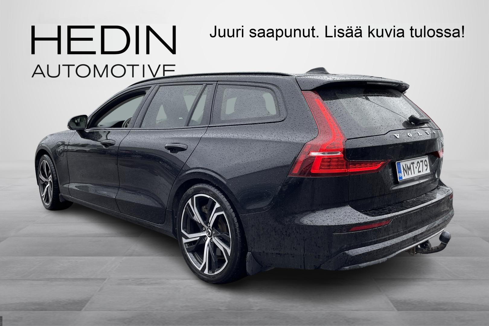Volvo V60 2023