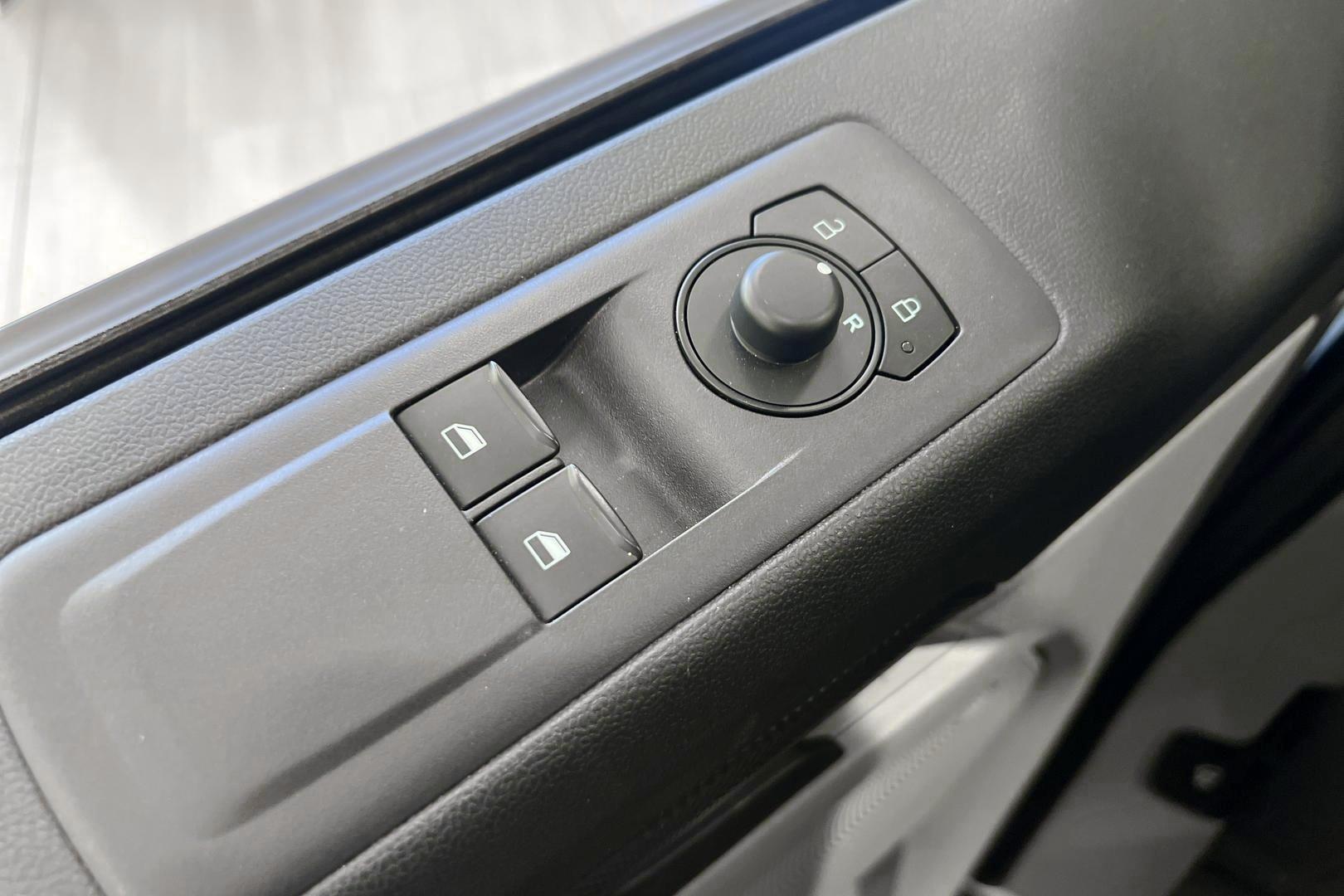 Ford Transit Custom 2025