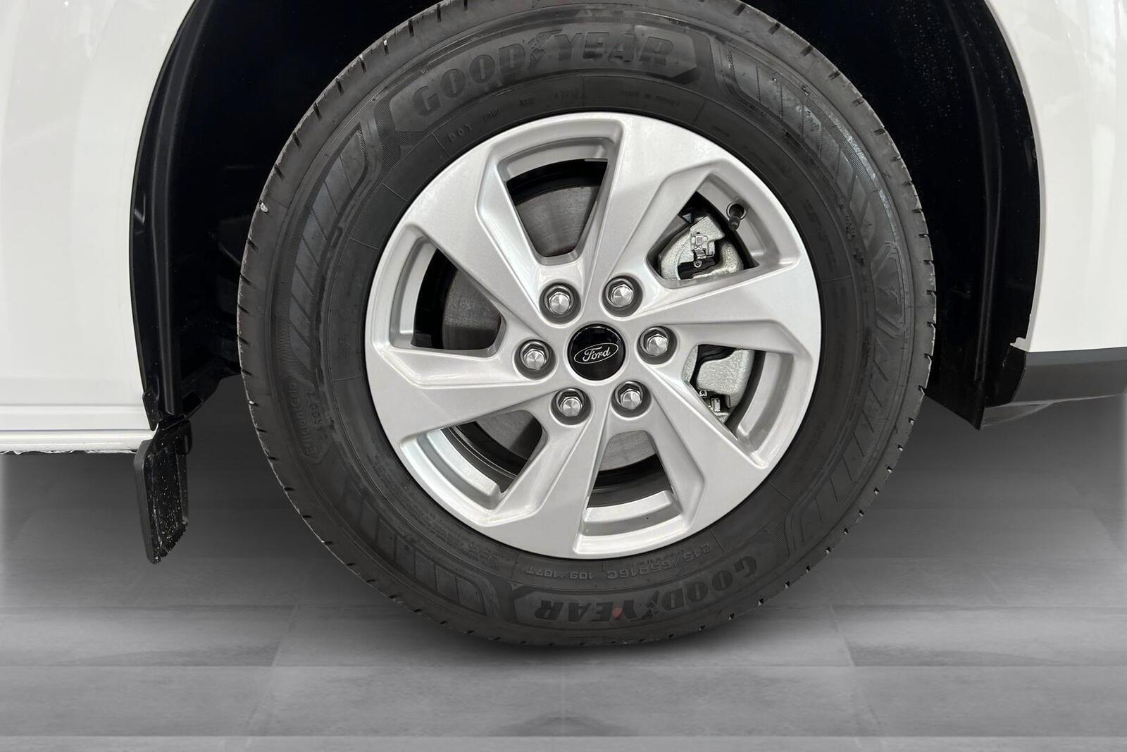 Ford Tourneo Custom 2026