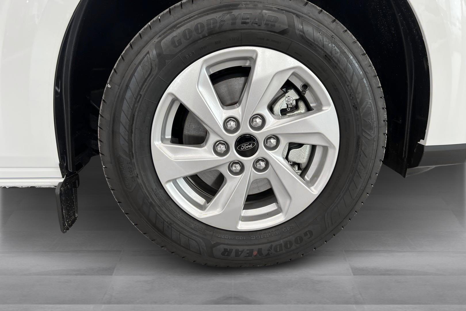 Ford Tourneo Custom 2026