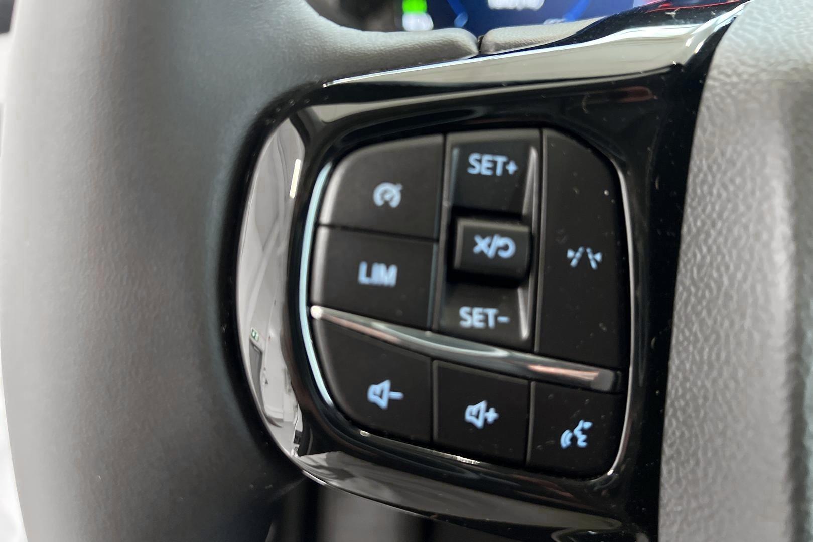 Ford Tourneo Custom 2026