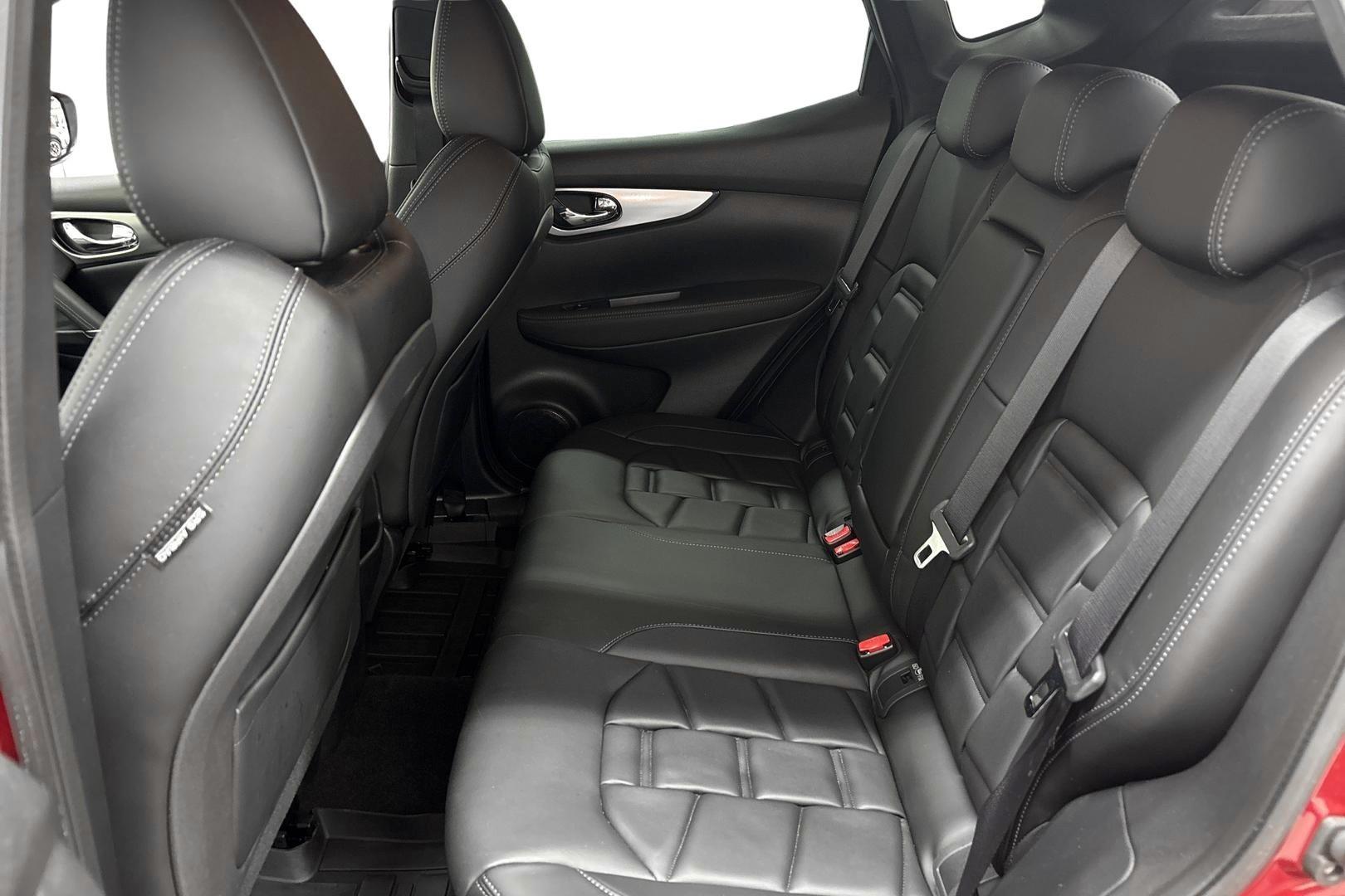 NISSAN Qashqai 2017