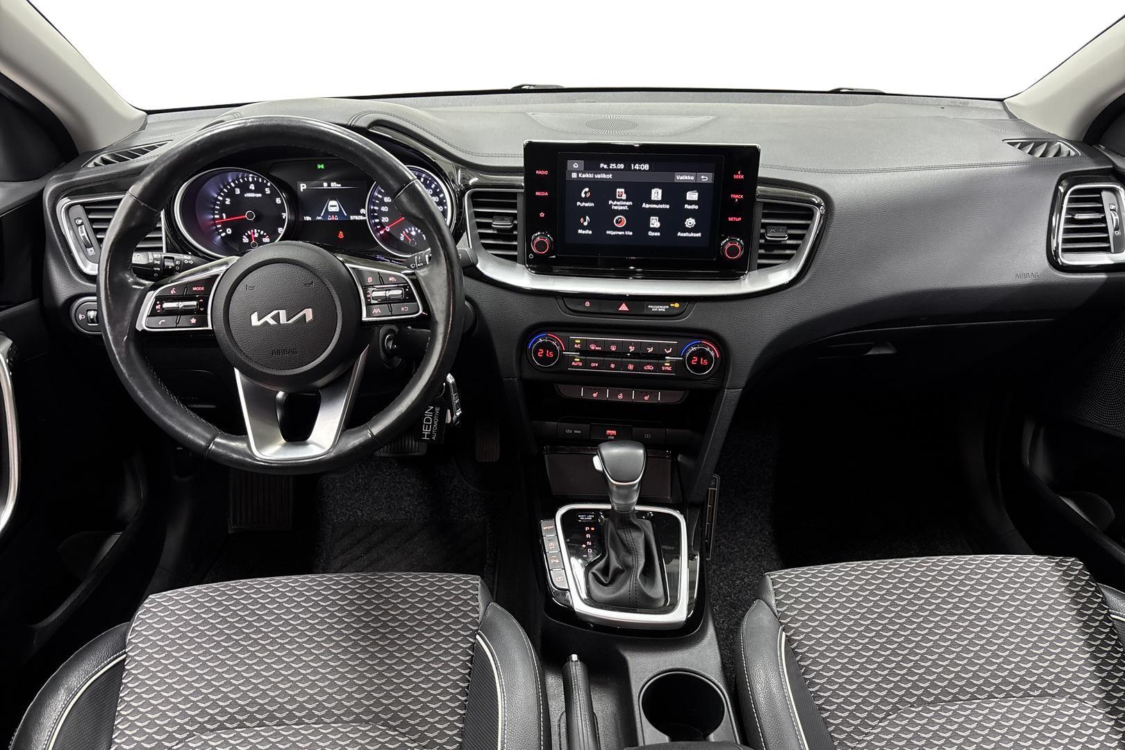 KIA CEED 8