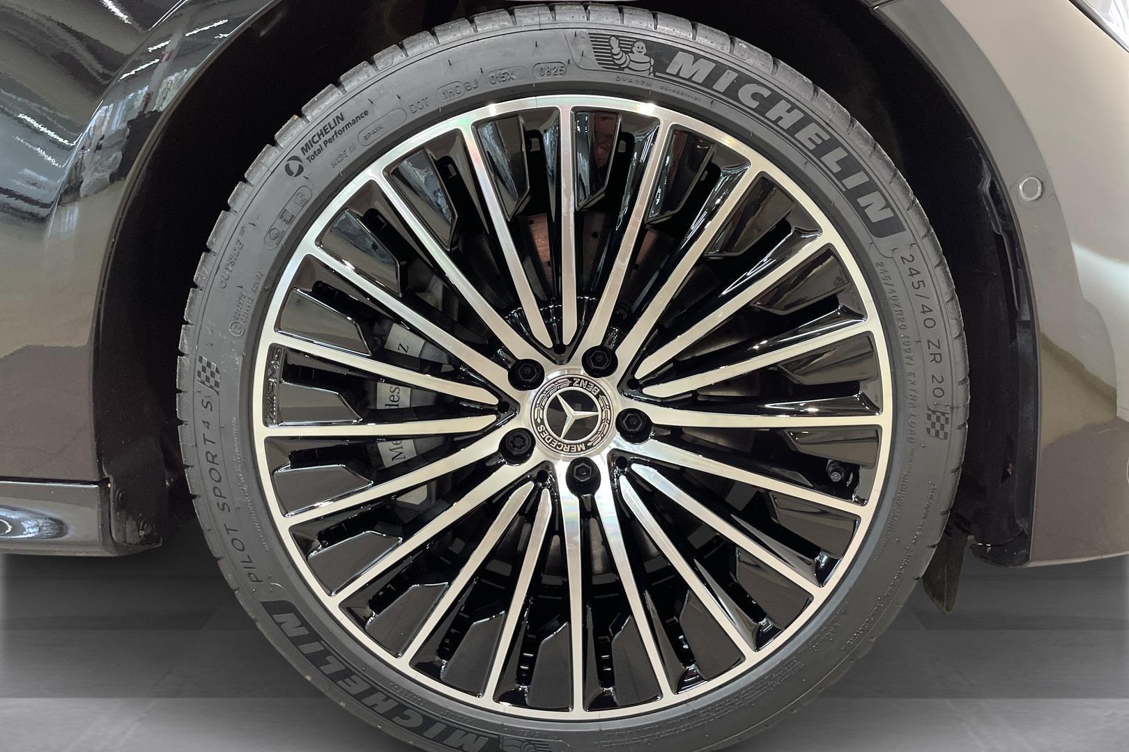 MERCEDES-BENZ E 2024