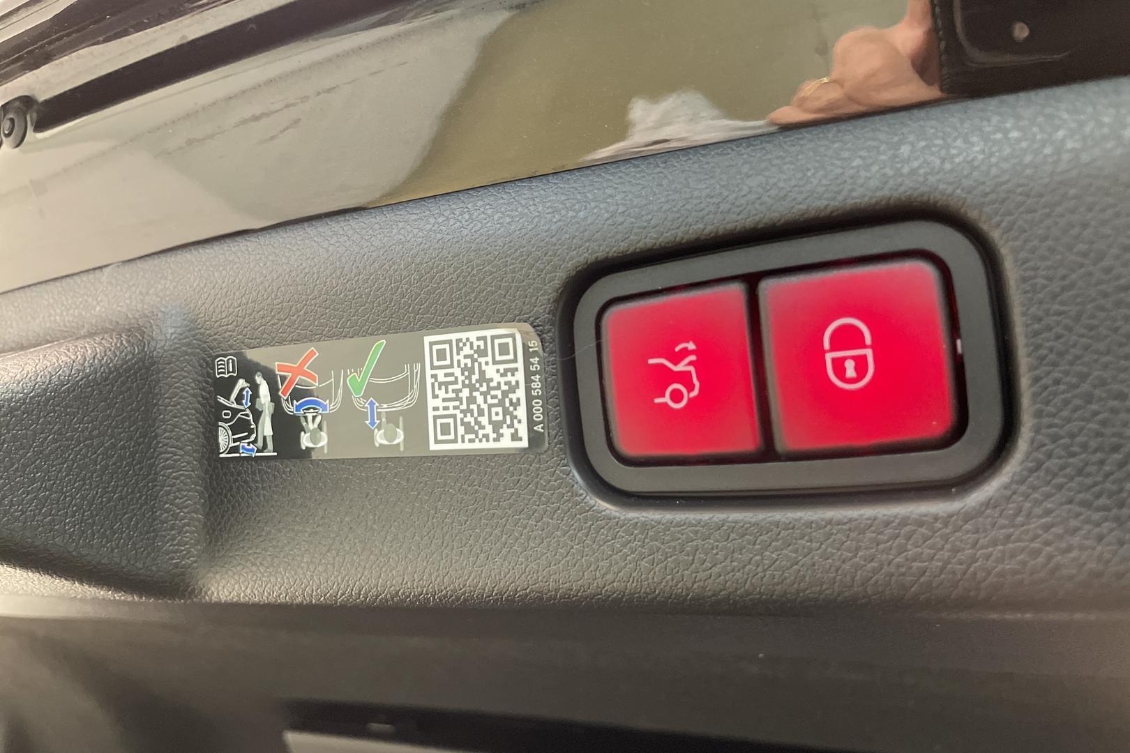 MERCEDES-BENZ E 2024