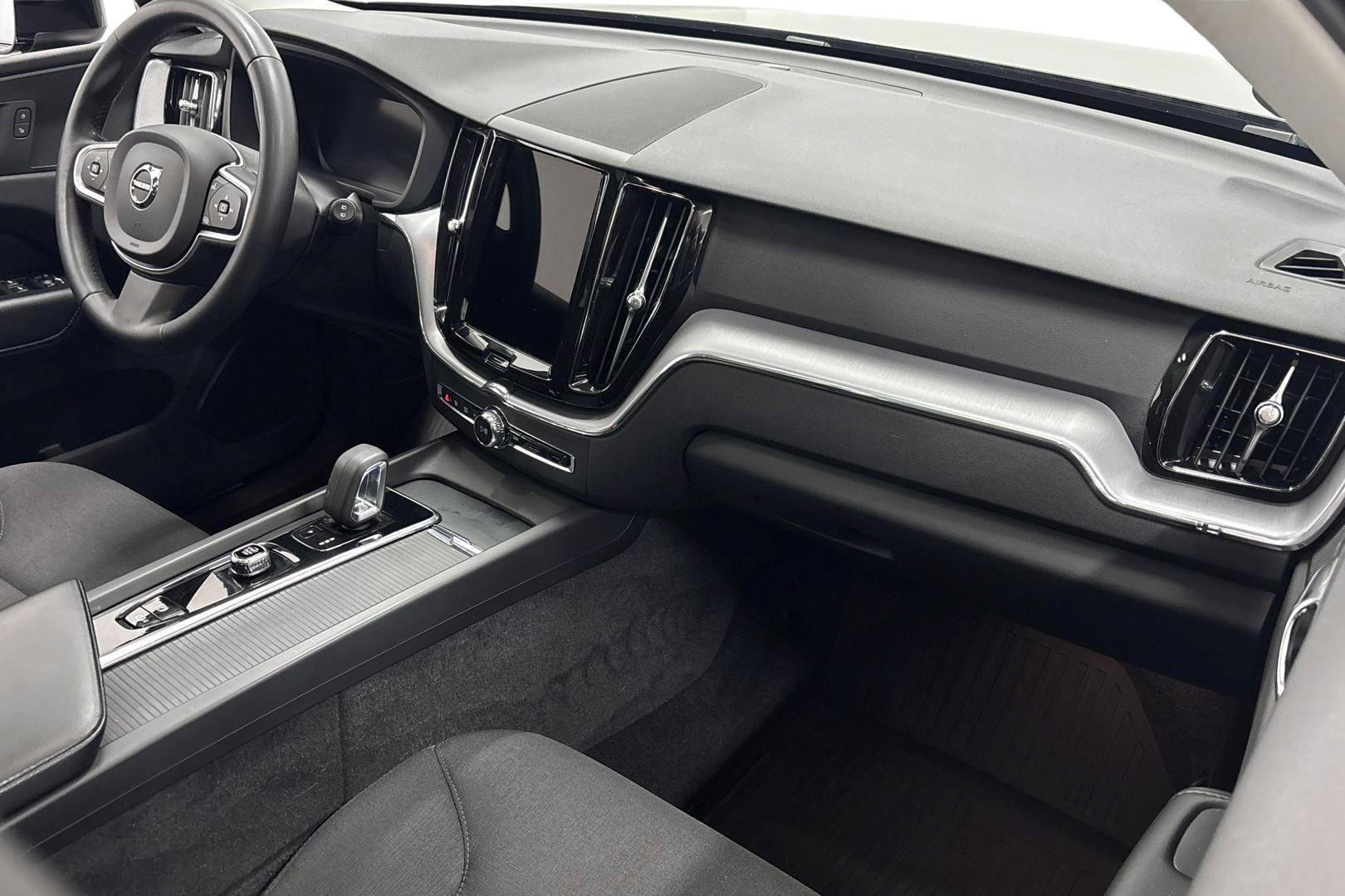 Volvo XC60 2022