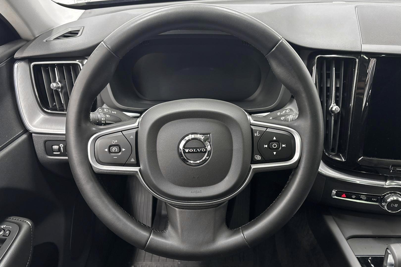 Volvo XC60 2022