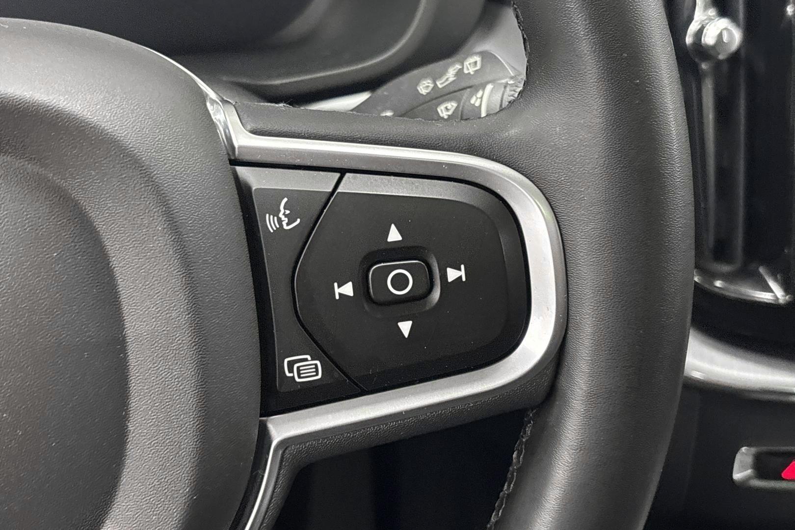 Volvo XC60 2022