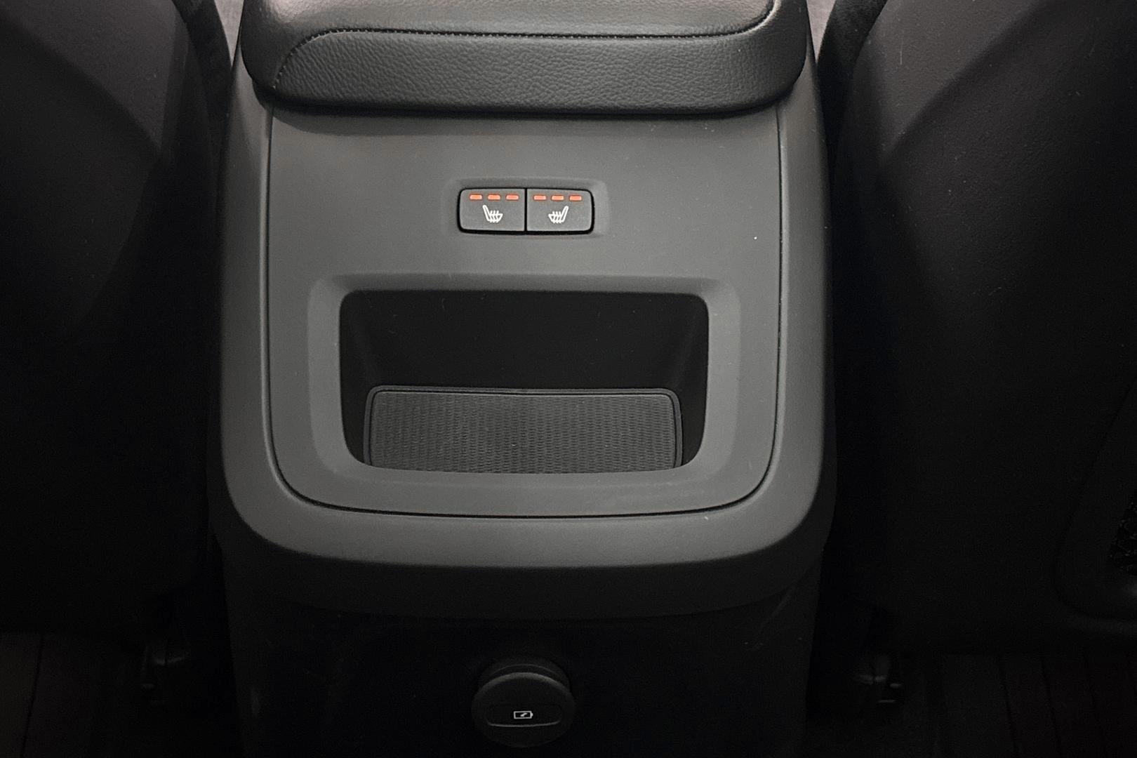 Volvo XC60 2022