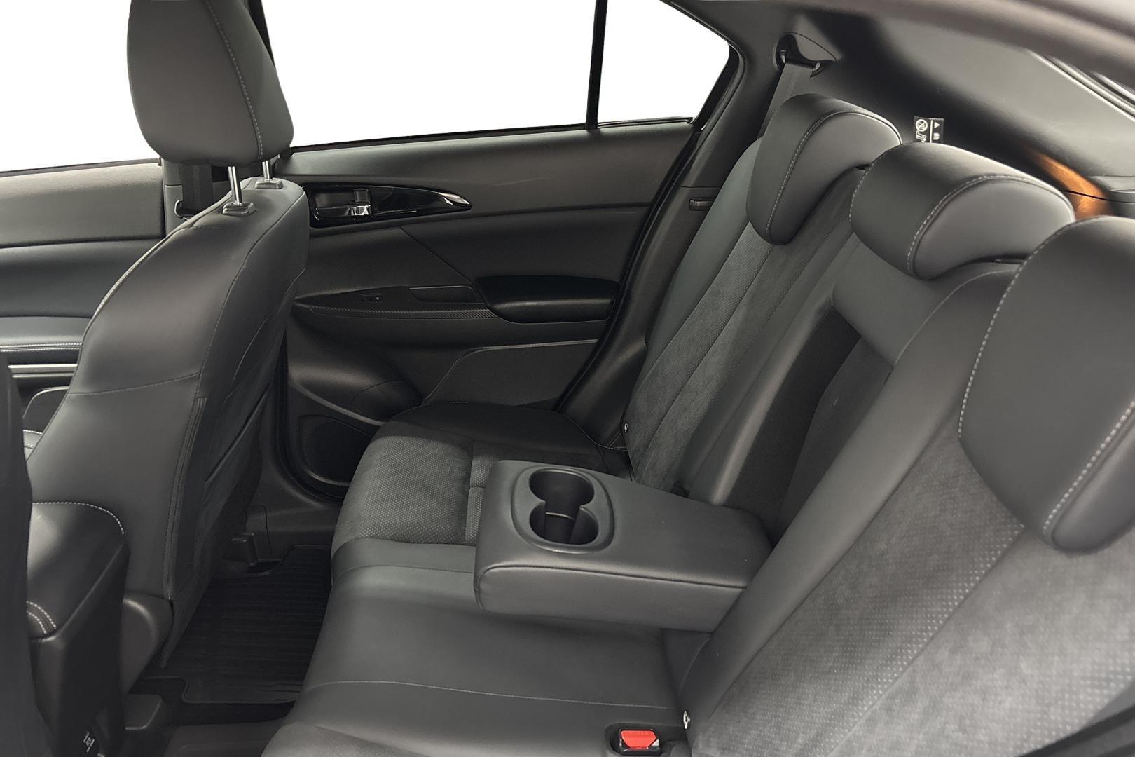 MITSUBISHI Eclipse Cross 2024
