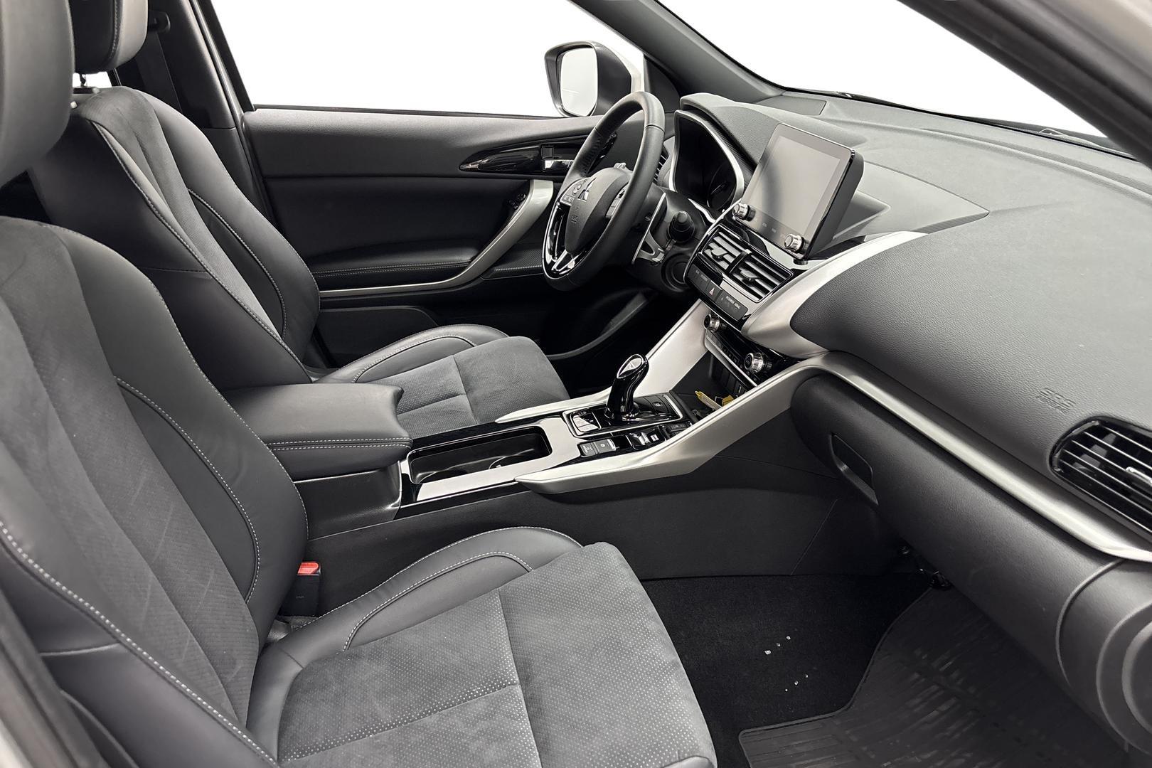 MITSUBISHI Eclipse Cross 2024