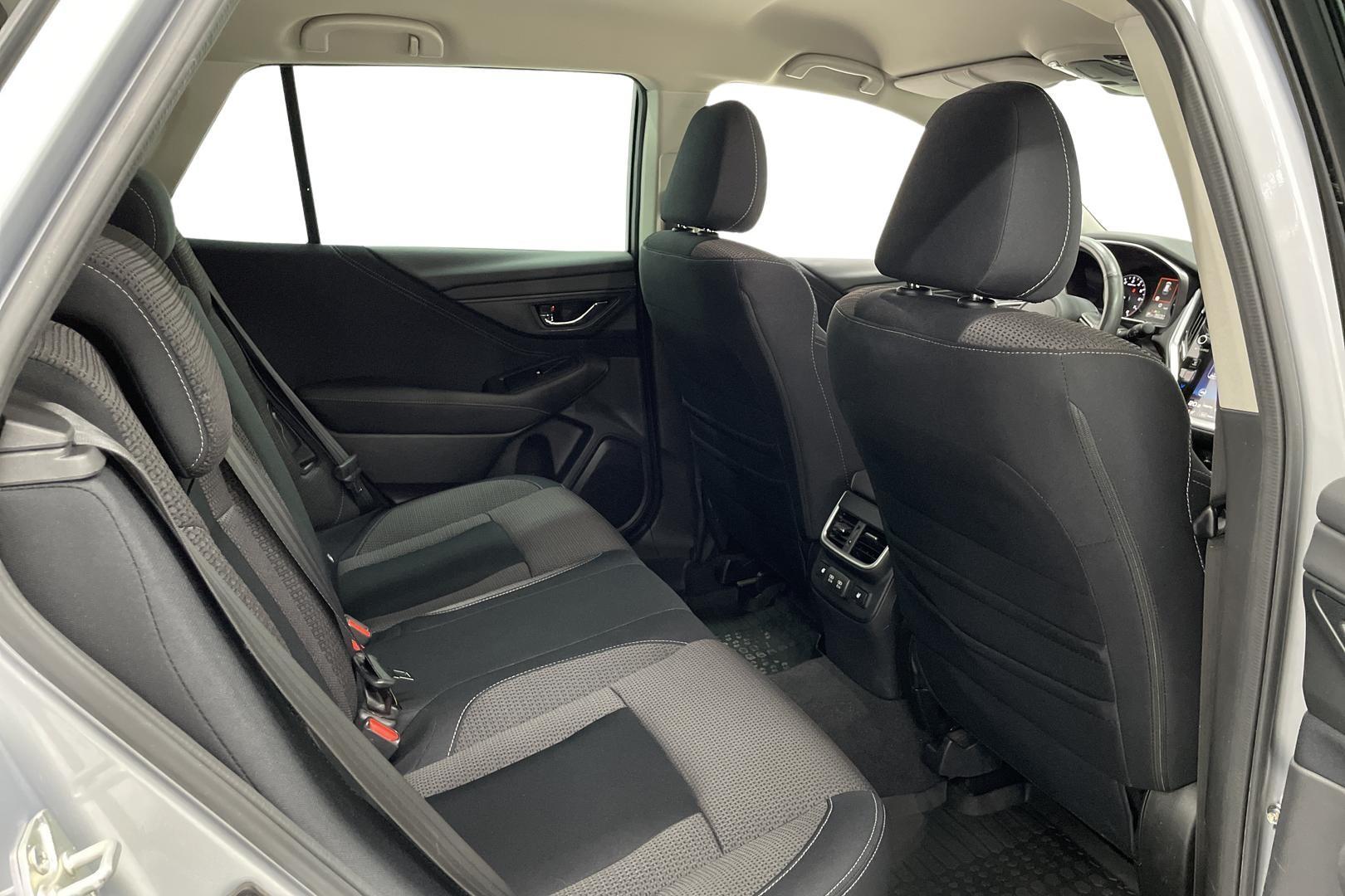 SUBARU OUTBACK 2023