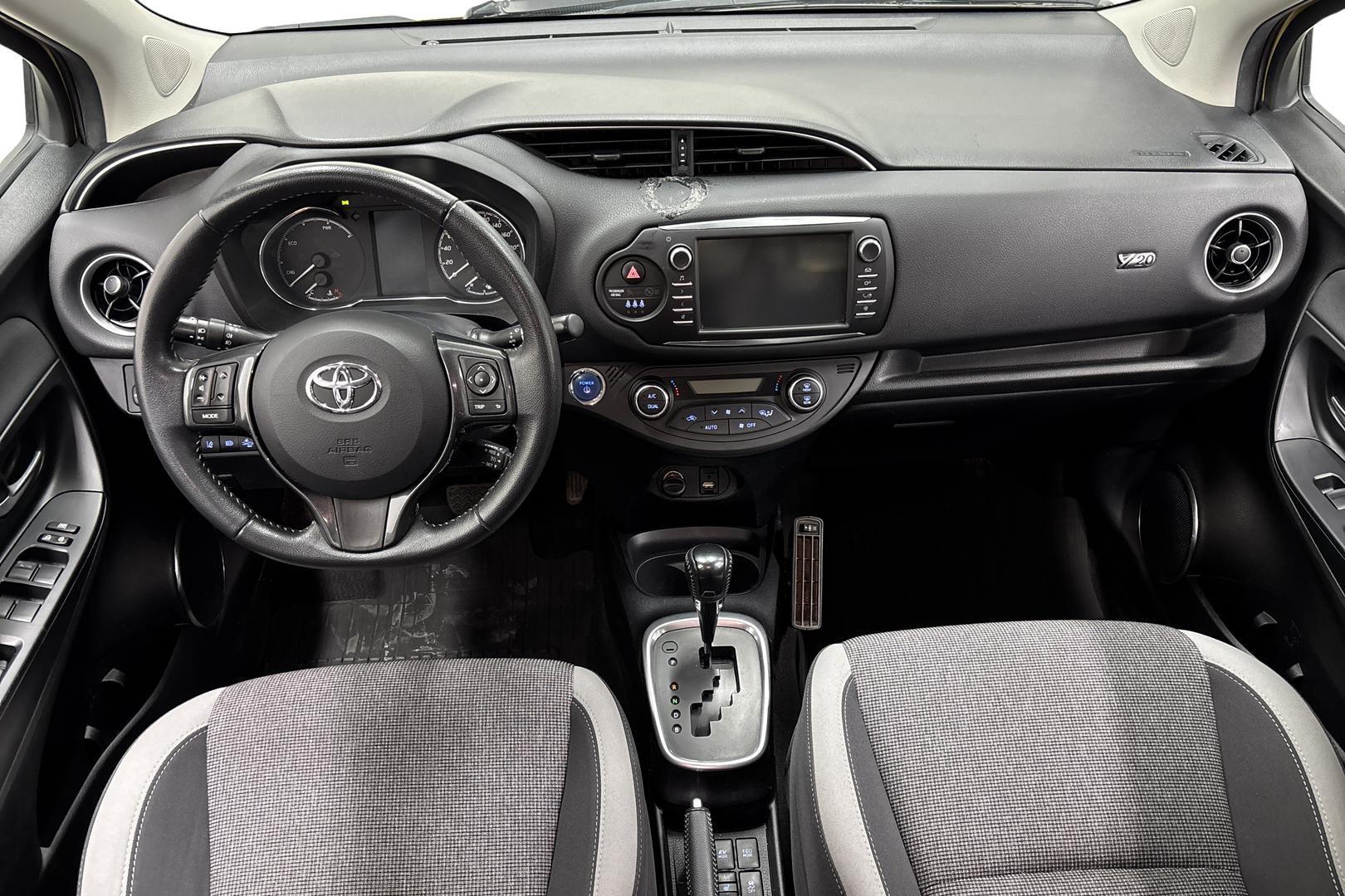 TOYOTA YARIS 2019