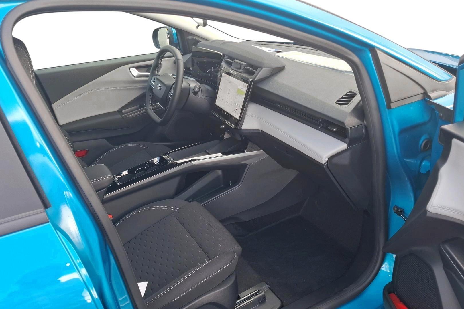 Ford Puma Gen-E 12