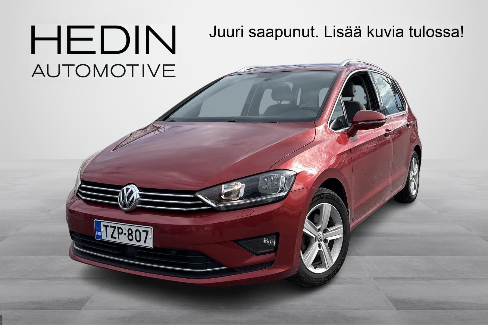 VOLKSWAGEN Golf Sportsvan 2015
