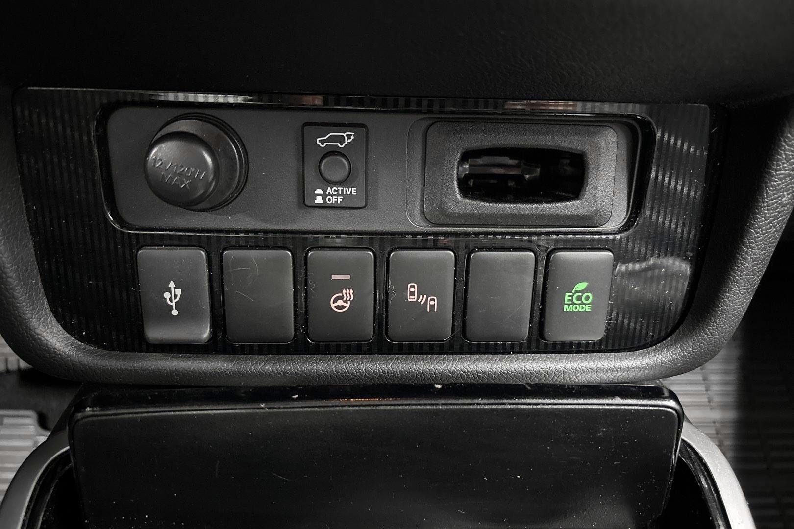 Mitsubishi Outlander PHEV 2020