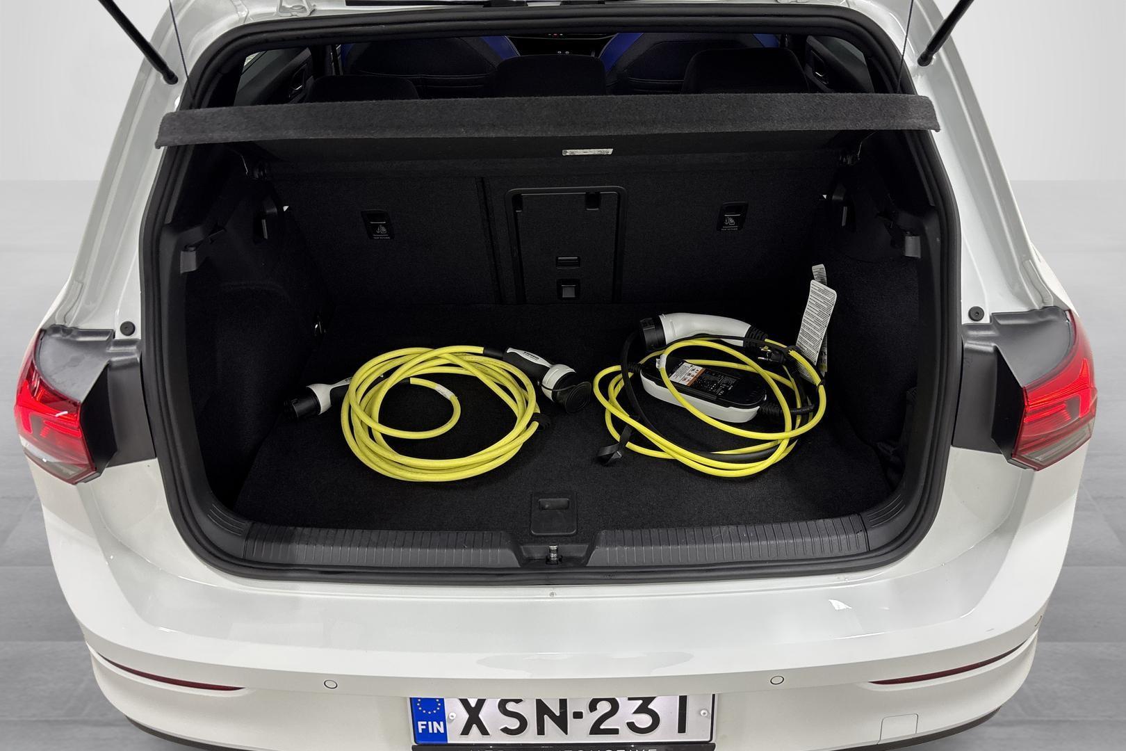 Volkswagen Golf 2021