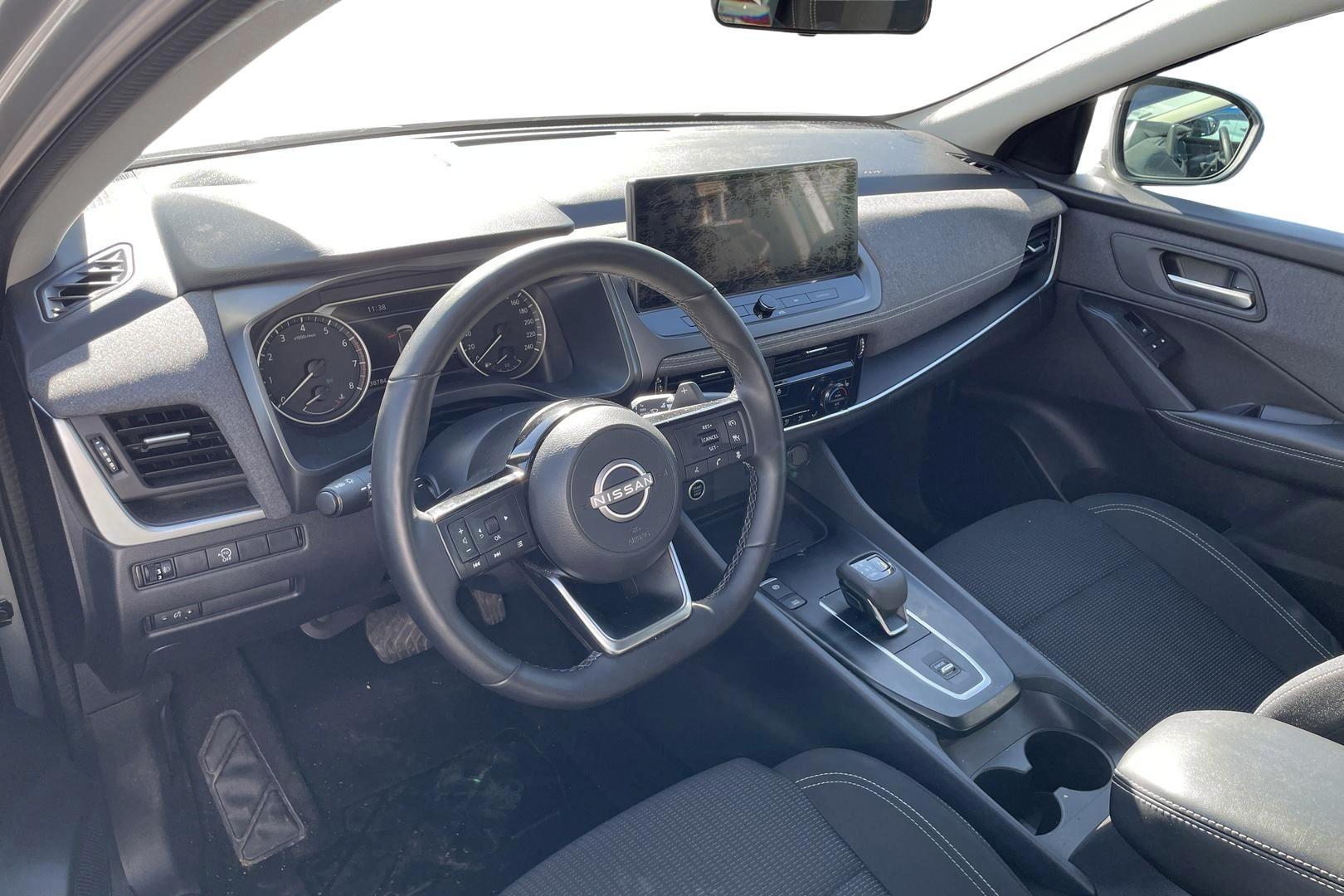 NISSAN Qashqai 2025
