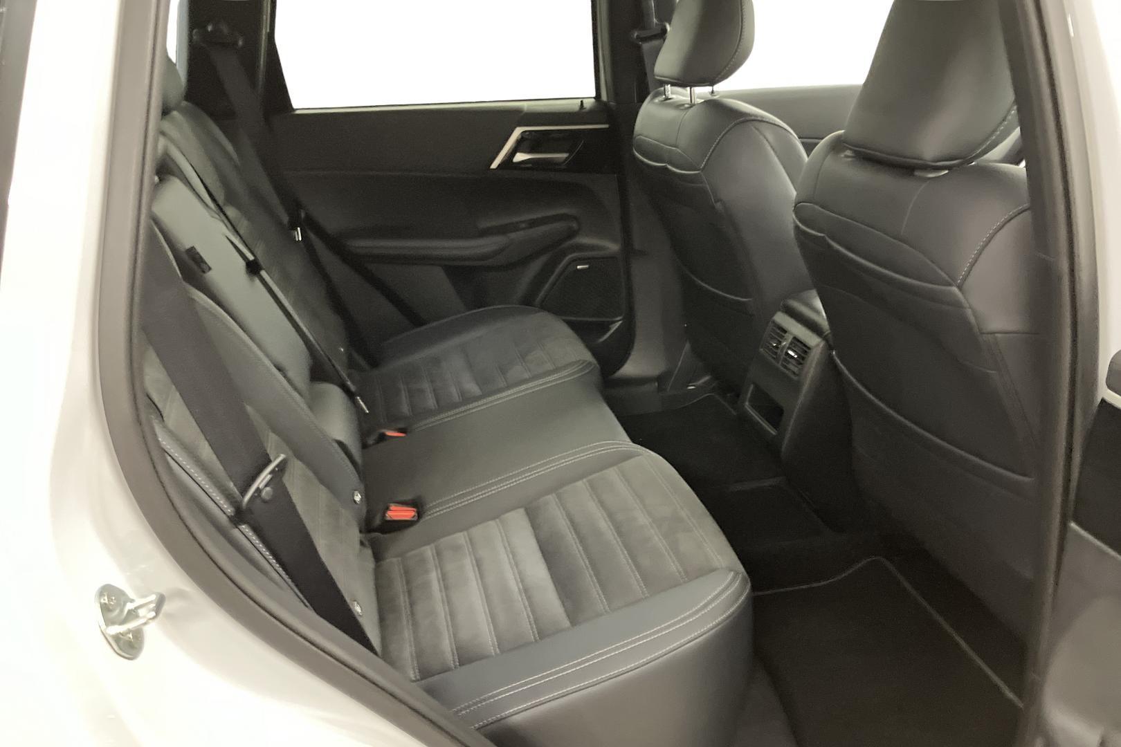 Mitsubishi Outlander 2025