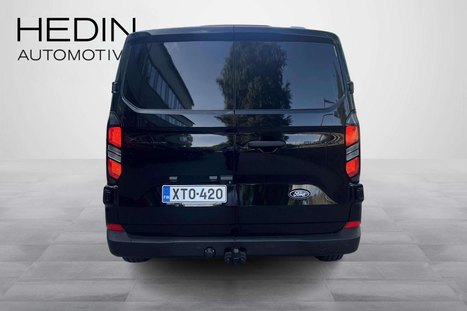 Ford Transit Custom 3
