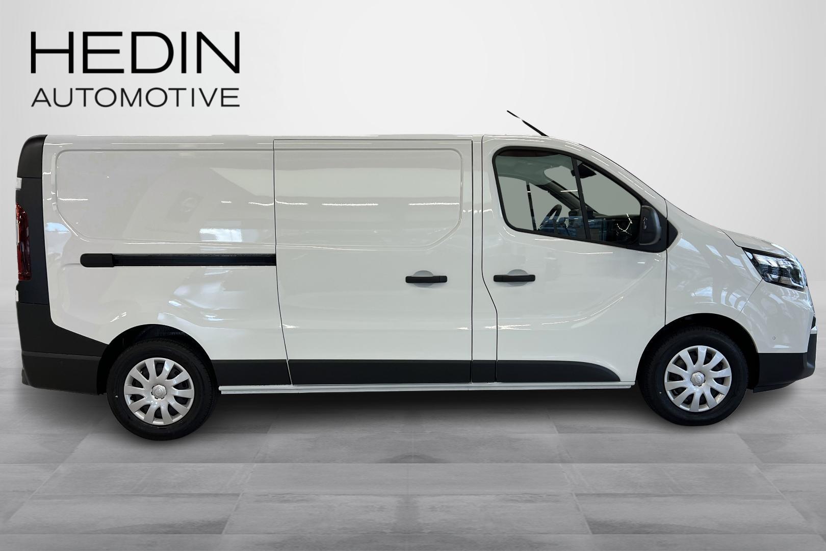 Nissan Primastar 2025