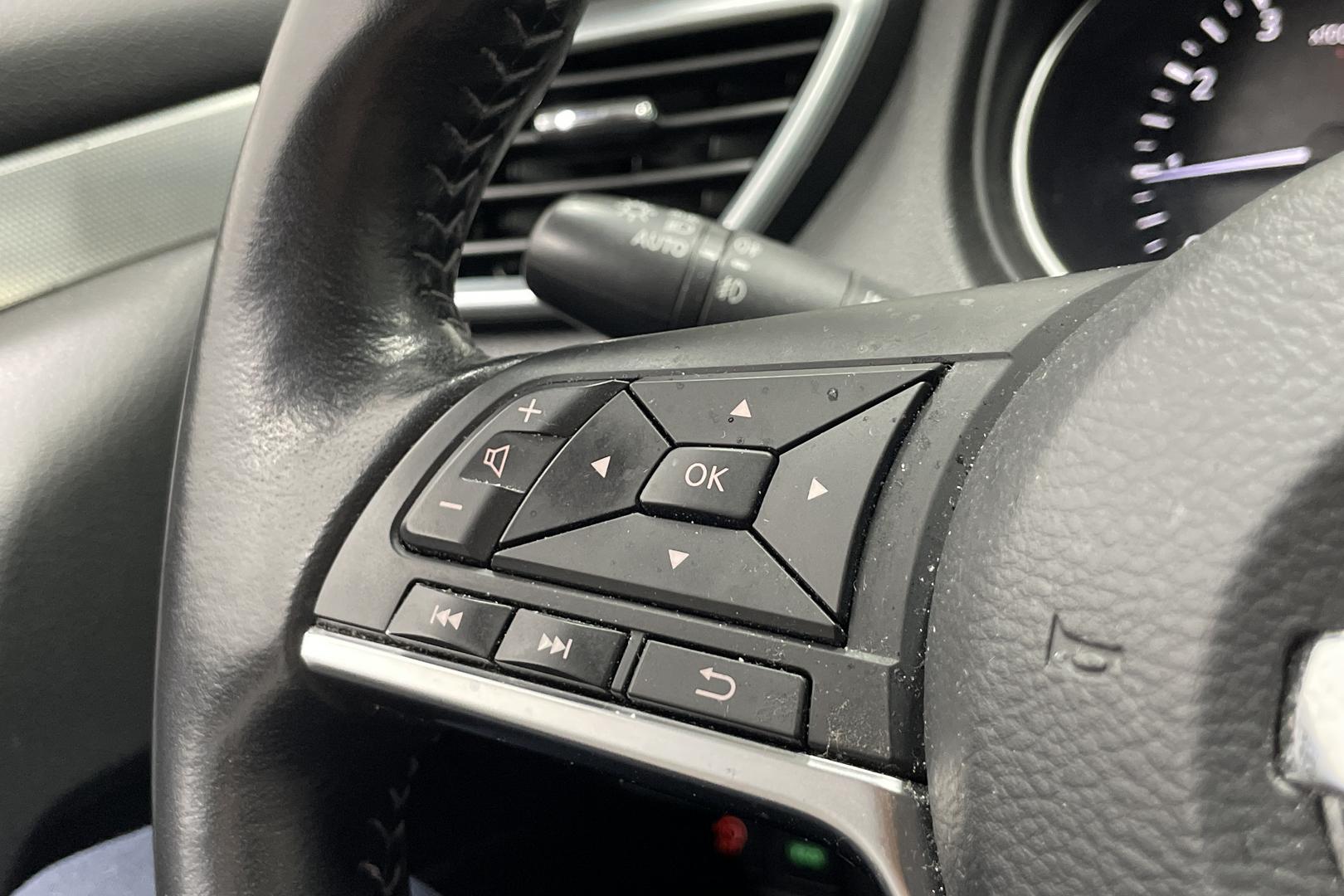 NISSAN Qashqai 2019