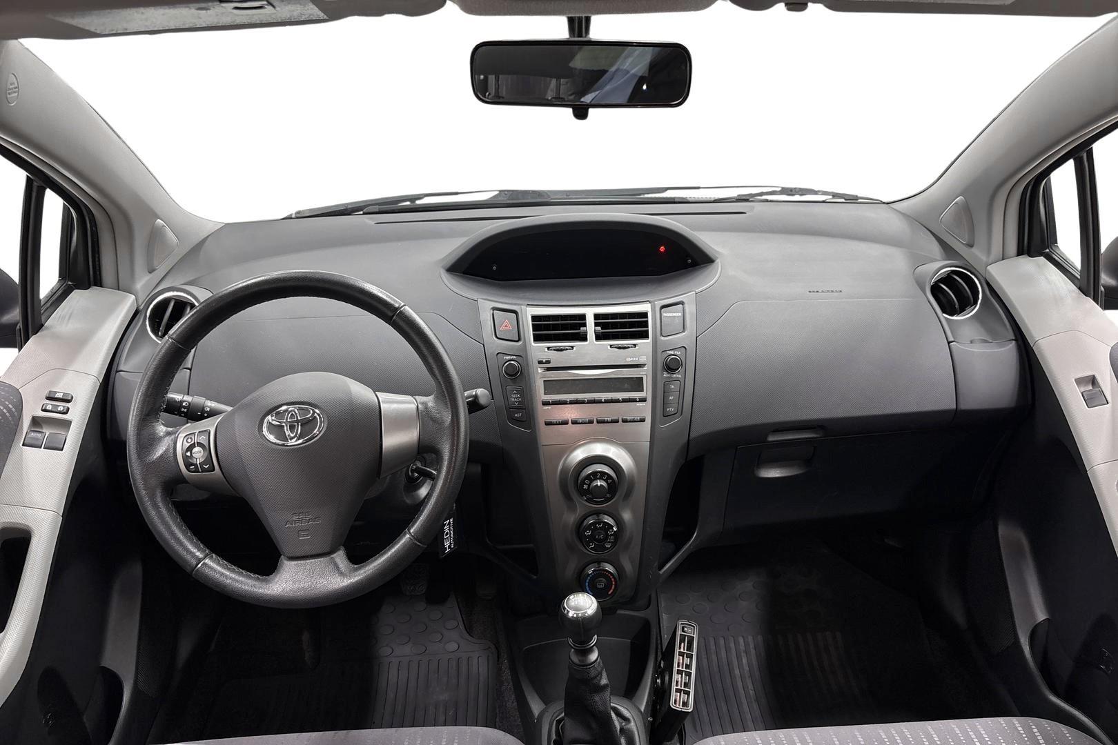 Toyota Yaris 2009