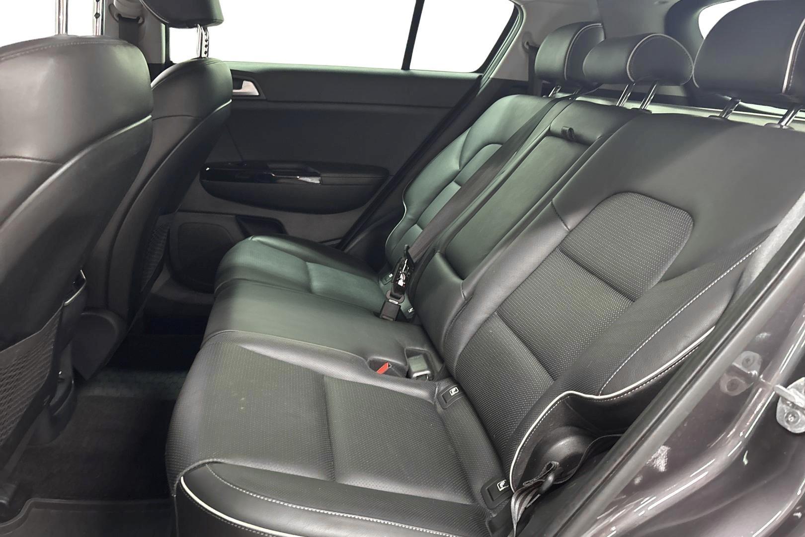 KIA SPORTAGE 11