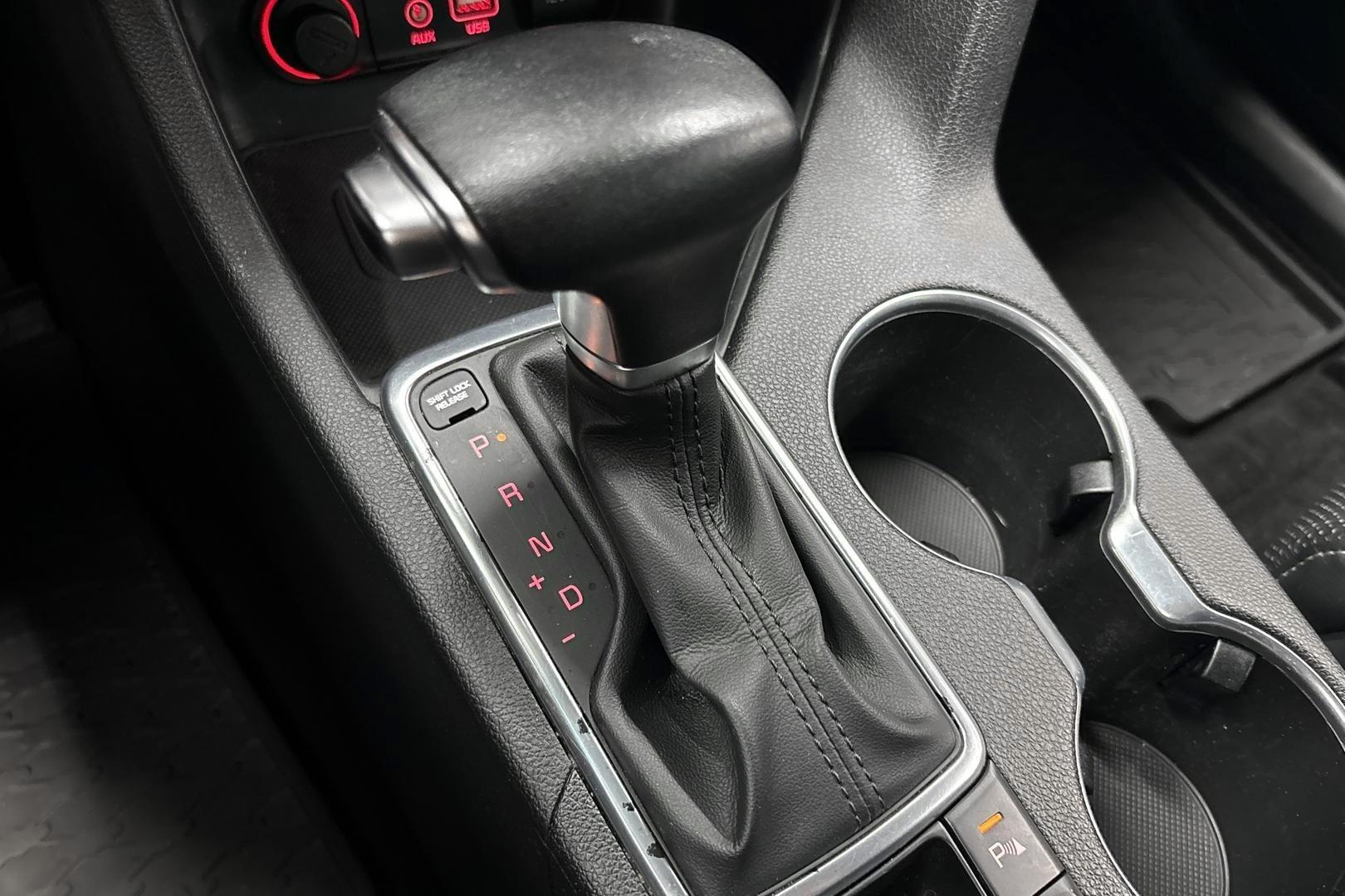 KIA SPORTAGE 28