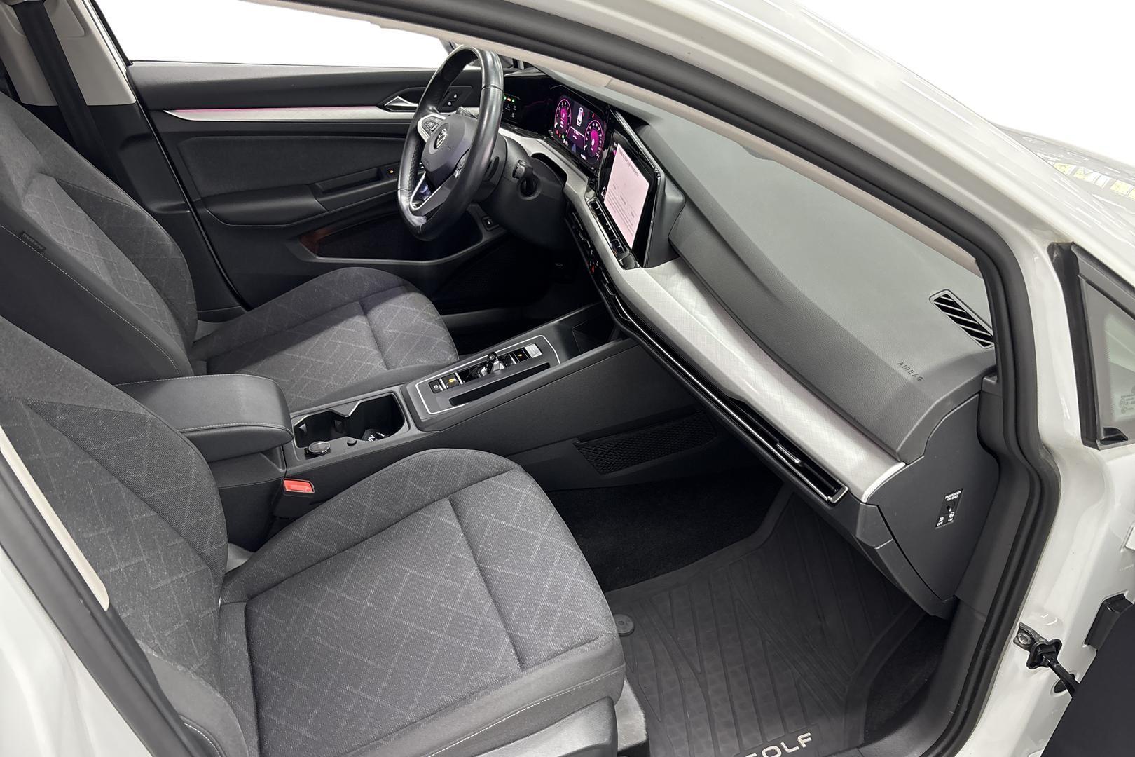 Volkswagen Golf 2023