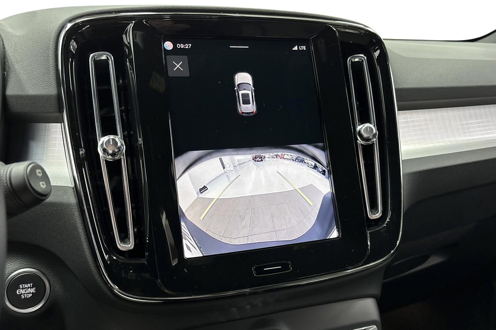 Volvo XC40 2024