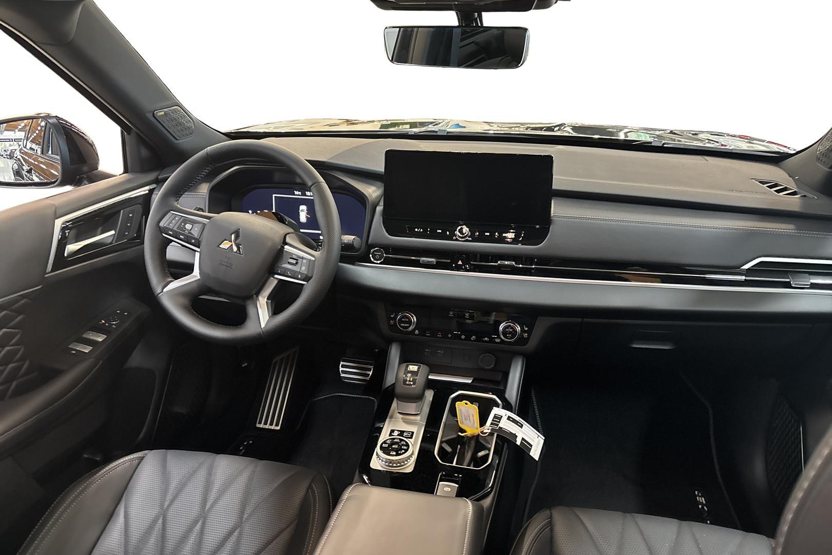 Mitsubishi Outlander 2026