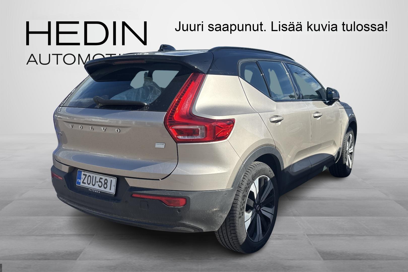 Volvo XC40 2023