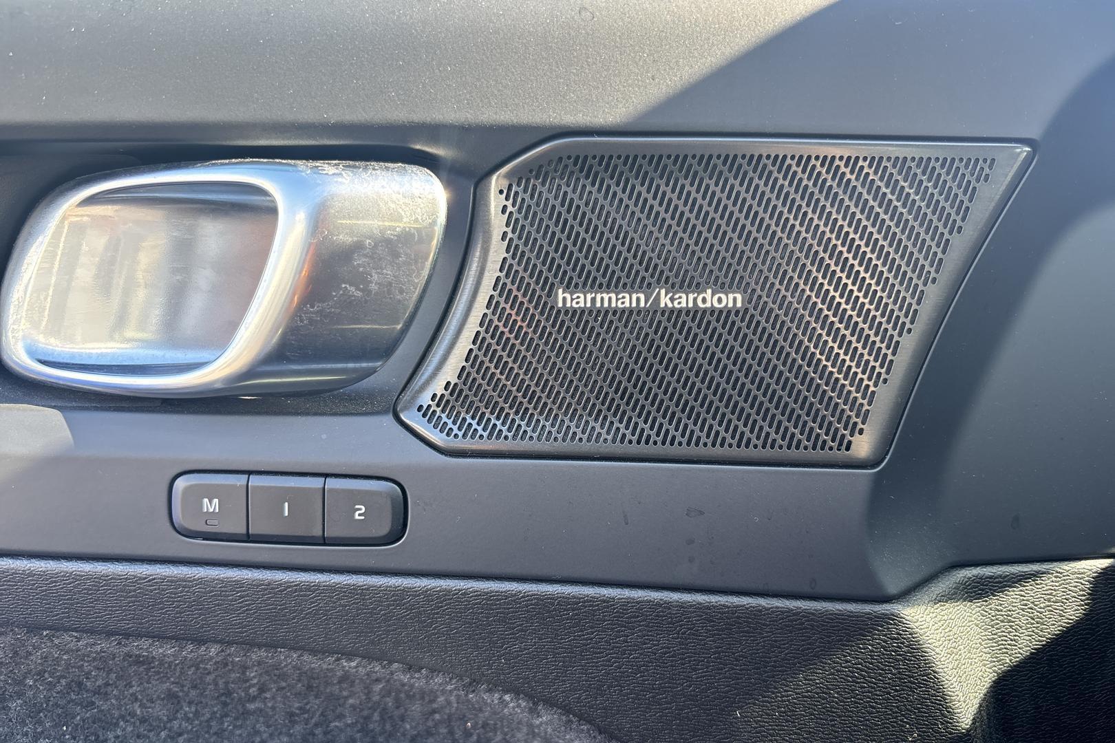 Volvo XC40 2023