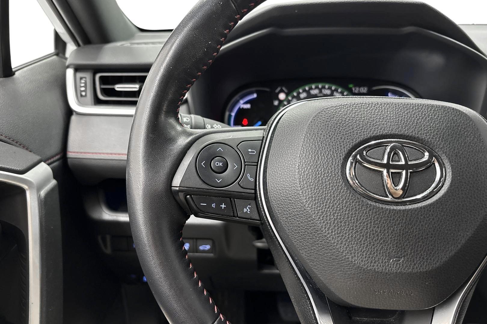 TOYOTA RAV4 Plug-in 2021