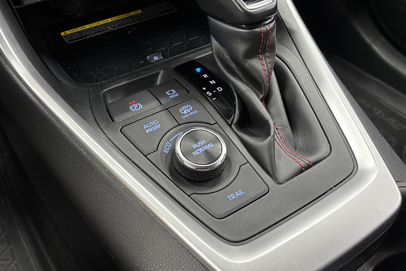 TOYOTA RAV4 Plug-in 2021