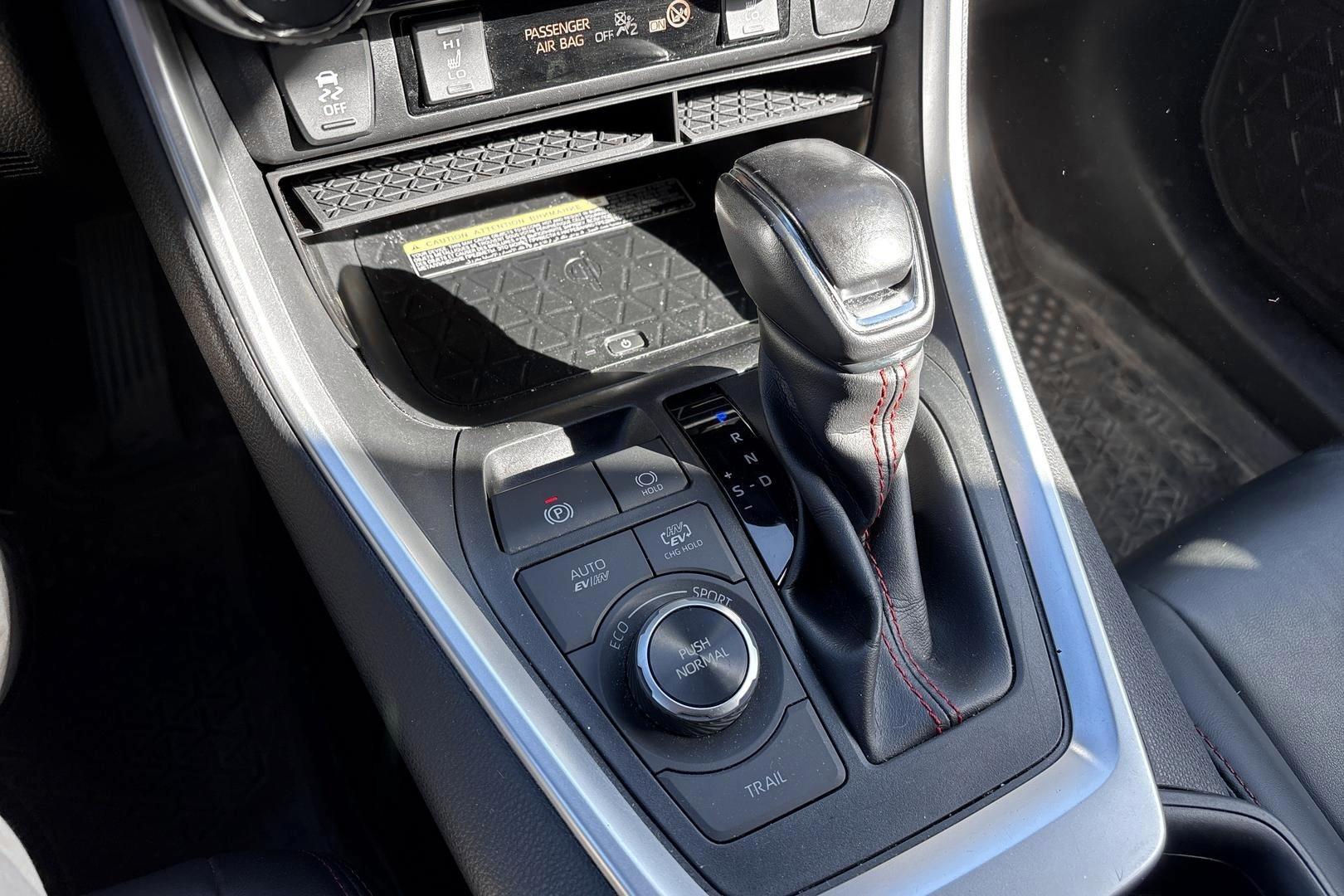 Toyota RAV4 Plug-in 2021