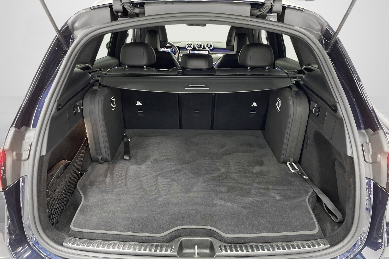 Mercedes-Benz GLC 2023