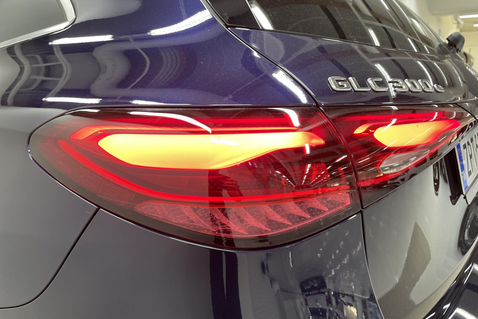 Mercedes-Benz GLC 2023