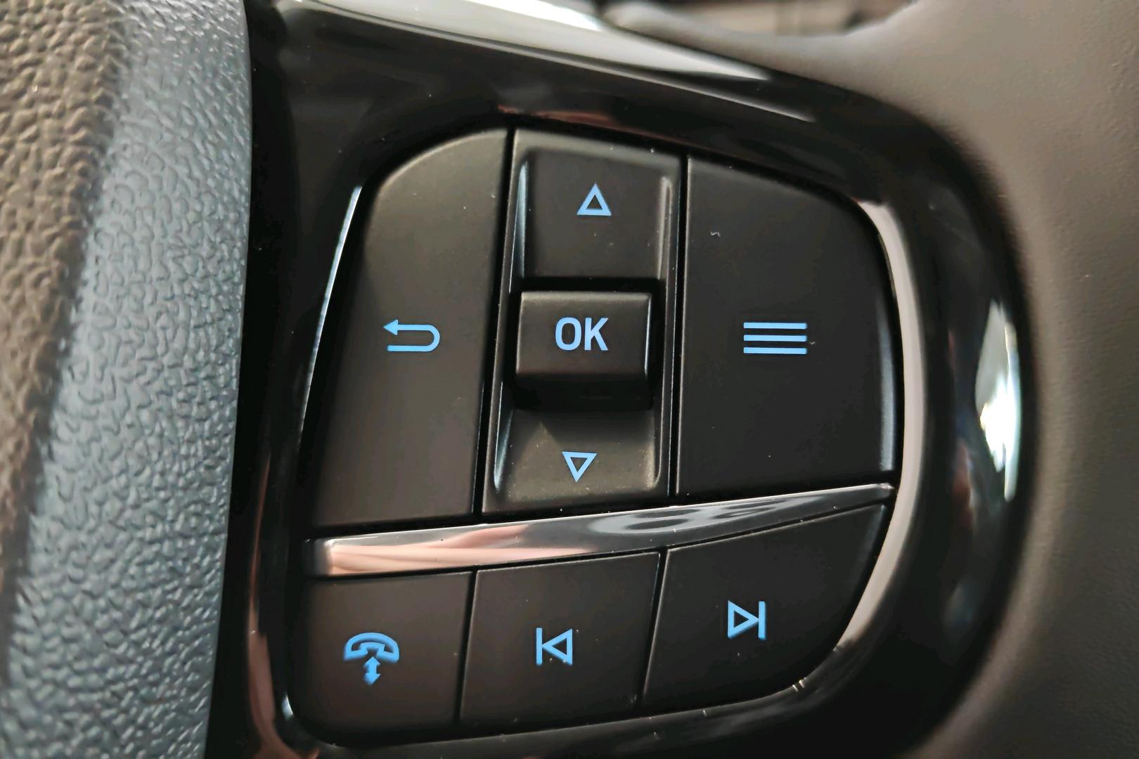 FORD Tourneo Custom 2026