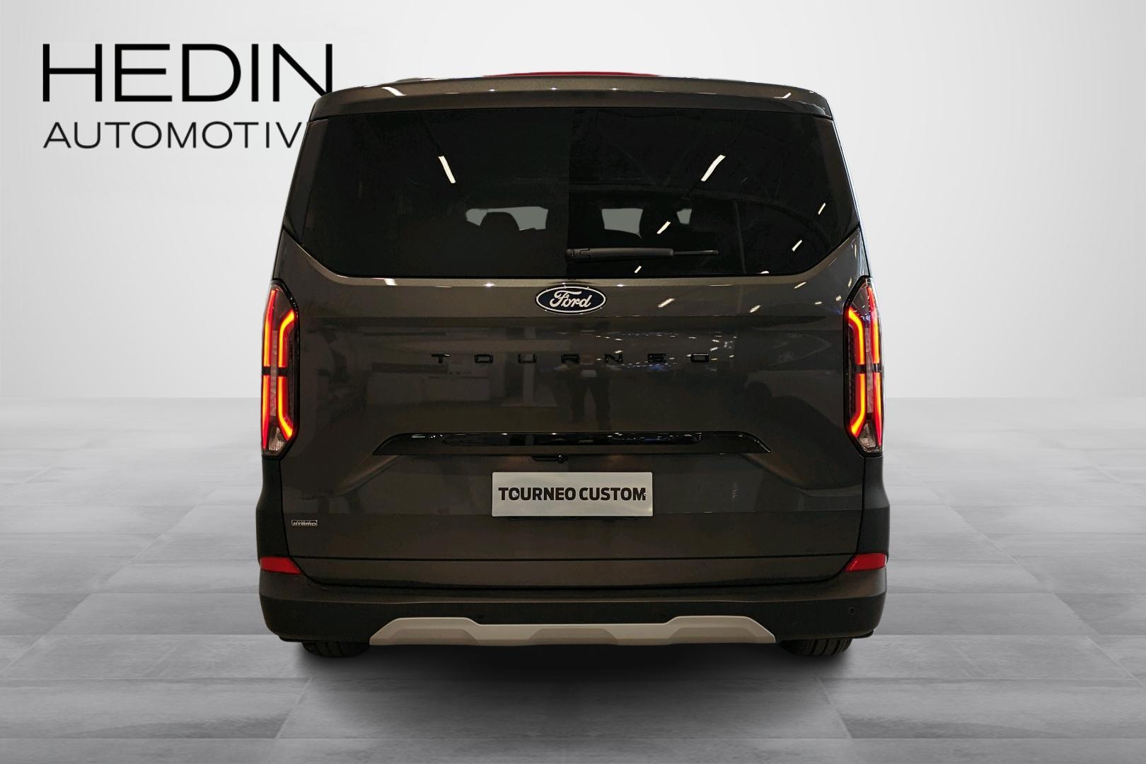FORD Tourneo Custom 2026